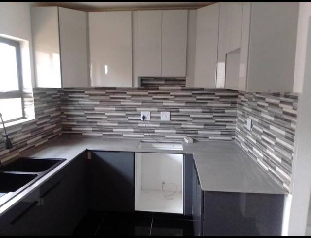 3 BEDROOM PROPERTY TO RENT IN BLUFF